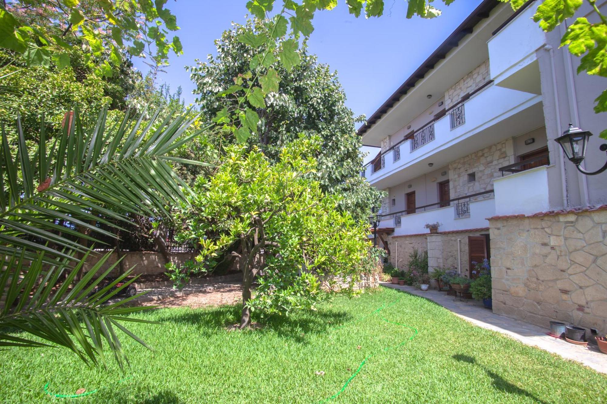 Venia Apartments Afytos Ngoại thất bức ảnh
